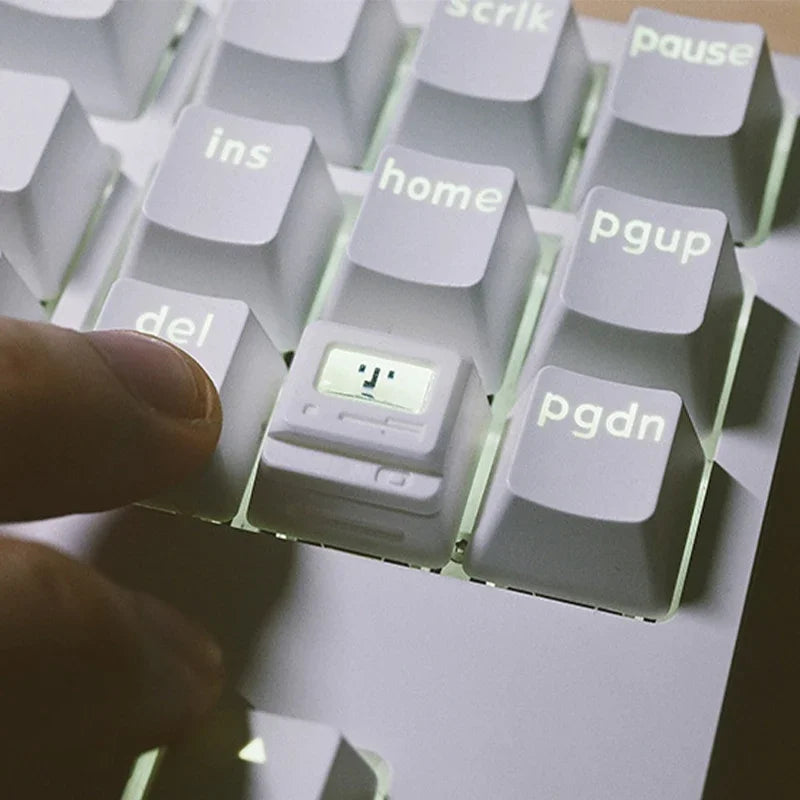 K-04 Tastatur-Tastenkappen, 3-in-1, für mechanische, klassische Retro-Tastatur, niedlicher transparenter Schlüsselkappen-Anzug, niedlicher Knopf, personalisierte Tastenkappen